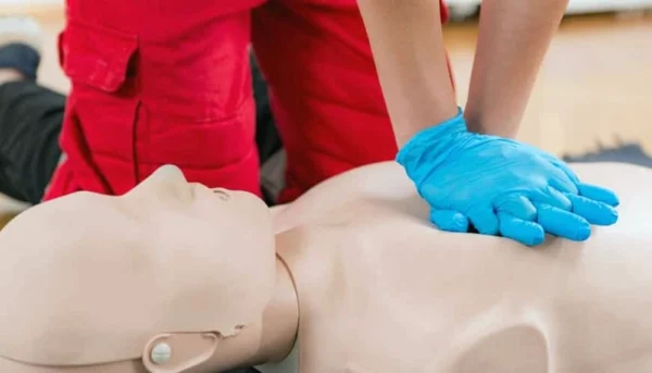 فوریت های پزشکی جهاد دانشگاهی واحد علامه طباطبایی، آموزش فوریت های پزشکی، دوره فوریت جهاد دانشگاهی، فوریت جهاد علامه طباطبایی، دوره های جهاد دانشگاهی، علامه طباطبایی, فوریت پزشکی, اورژانس, دوره اورژانس, دوره کمک و امداد